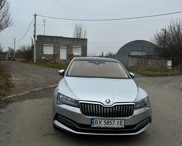 Сірий Шкода Суперб, об'ємом двигуна 1.97 л та пробігом 178 тис. км за 28800 $, фото 79 на Automoto.ua