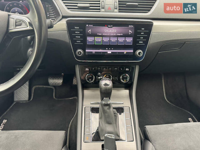 Серый Шкода Суперб, объемом двигателя 1.97 л и пробегом 215 тыс. км за 25699 $, фото 38 на Automoto.ua