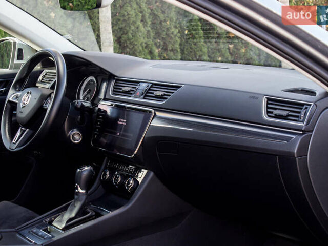 Сірий Шкода Суперб, об'ємом двигуна 1.97 л та пробігом 163 тис. км за 27300 $, фото 31 на Automoto.ua