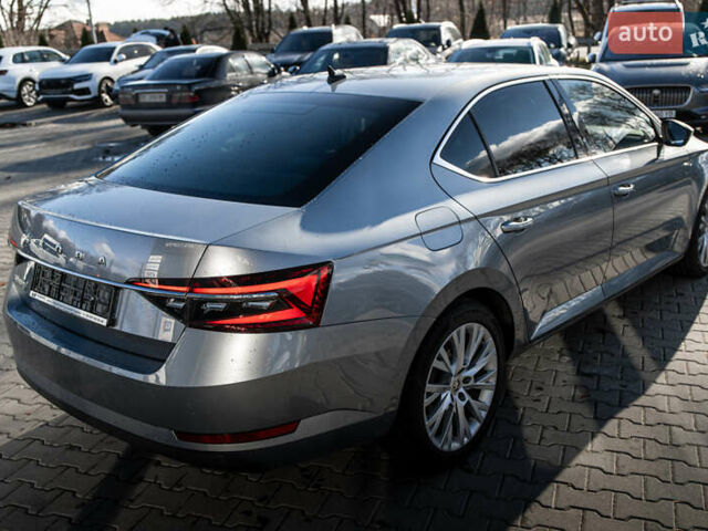Серый Шкода Суперб, объемом двигателя 1.97 л и пробегом 164 тыс. км за 27700 $, фото 15 на Automoto.ua