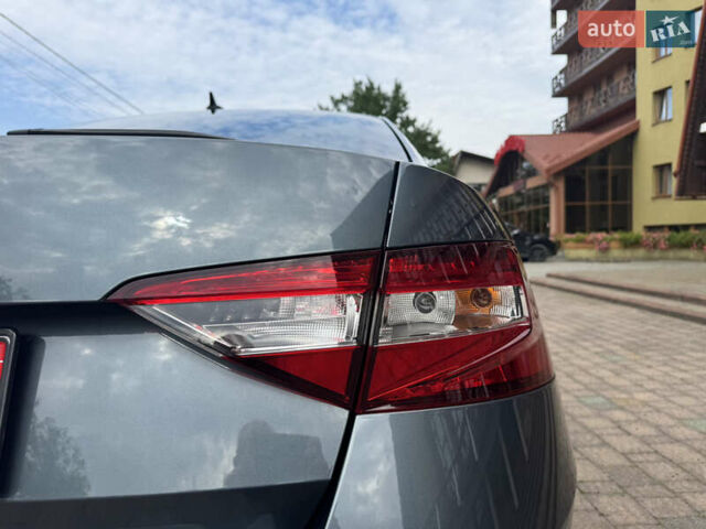 Серый Шкода Суперб, объемом двигателя 1.97 л и пробегом 215 тыс. км за 25699 $, фото 32 на Automoto.ua