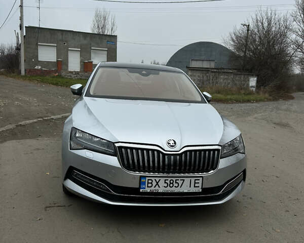 Сірий Шкода Суперб, об'ємом двигуна 1.97 л та пробігом 178 тис. км за 28800 $, фото 78 на Automoto.ua