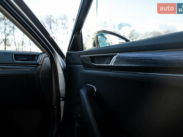 Серый Шкода Суперб, объемом двигателя 1.97 л и пробегом 164 тыс. км за 27700 $, фото 39 на Automoto.ua