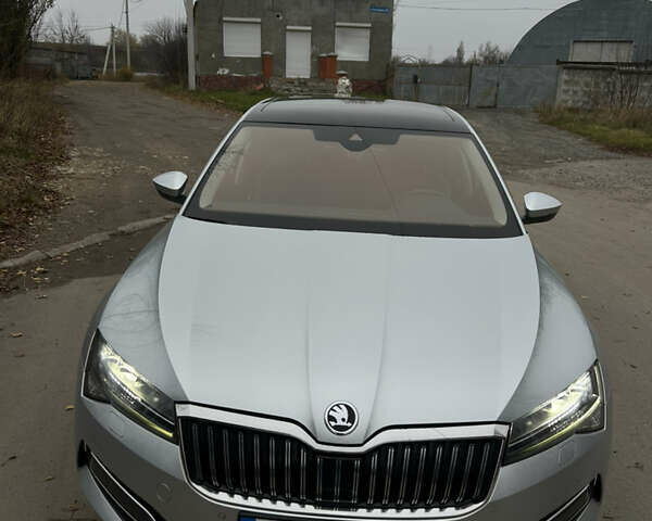 Сірий Шкода Суперб, об'ємом двигуна 1.97 л та пробігом 178 тис. км за 28800 $, фото 49 на Automoto.ua