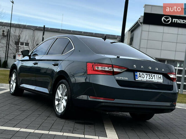 Серый Шкода Суперб, объемом двигателя 2 л и пробегом 218 тыс. км за 19999 $, фото 10 на Automoto.ua