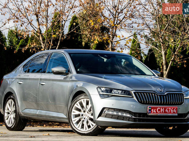 Сірий Шкода Суперб, об'ємом двигуна 1.97 л та пробігом 163 тис. км за 27300 $, фото 1 на Automoto.ua
