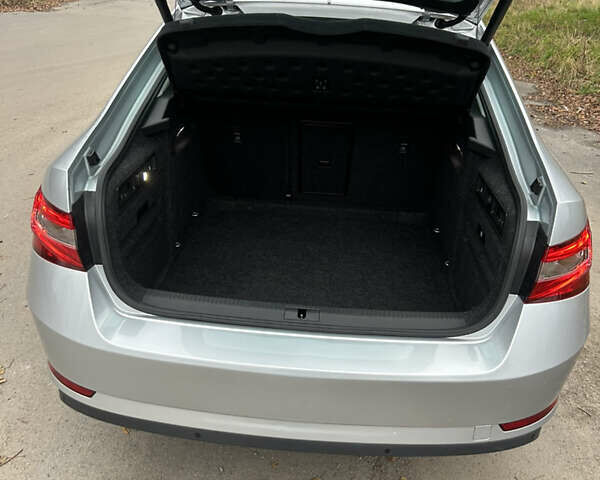 Сірий Шкода Суперб, об'ємом двигуна 1.97 л та пробігом 178 тис. км за 28800 $, фото 52 на Automoto.ua