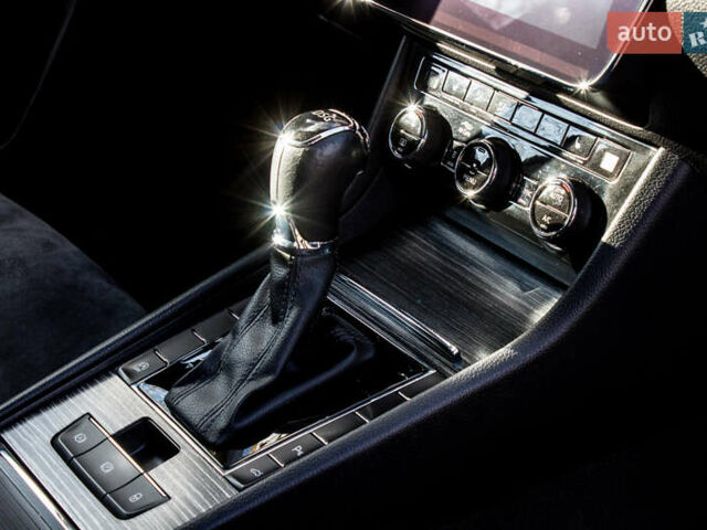 Сірий Шкода Суперб, об'ємом двигуна 1.97 л та пробігом 163 тис. км за 27300 $, фото 27 на Automoto.ua