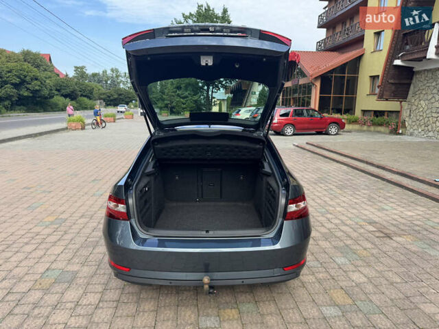 Серый Шкода Суперб, объемом двигателя 2 л и пробегом 215 тыс. км за 25400 $, фото 77 на Automoto.ua