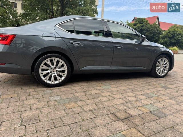 Серый Шкода Суперб, объемом двигателя 1.97 л и пробегом 215 тыс. км за 25699 $, фото 19 на Automoto.ua