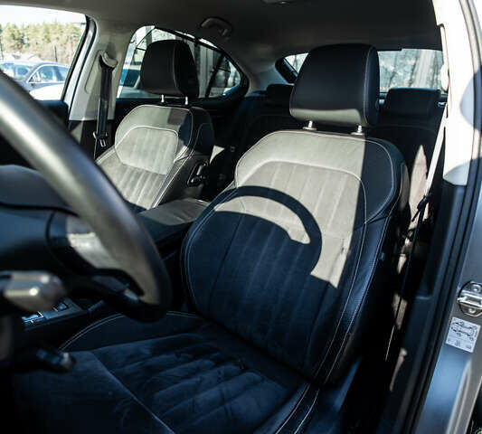 Серый Шкода Суперб, объемом двигателя 1.97 л и пробегом 164 тыс. км за 27700 $, фото 35 на Automoto.ua