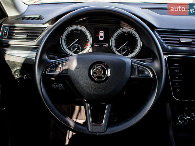 Сірий Шкода Суперб, об'ємом двигуна 1.97 л та пробігом 163 тис. км за 27300 $, фото 26 на Automoto.ua