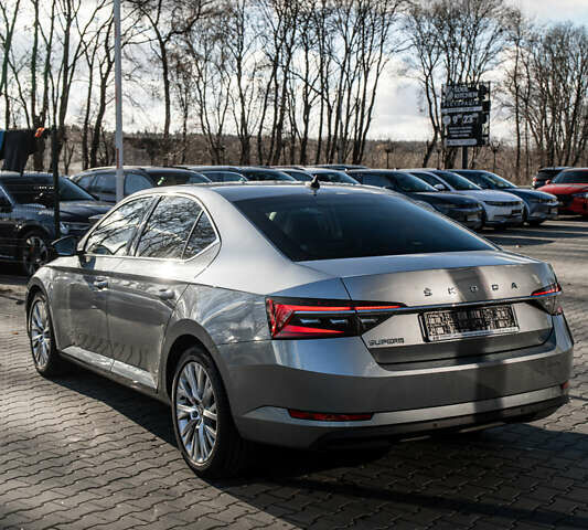 Серый Шкода Суперб, объемом двигателя 1.97 л и пробегом 164 тыс. км за 27700 $, фото 8 на Automoto.ua