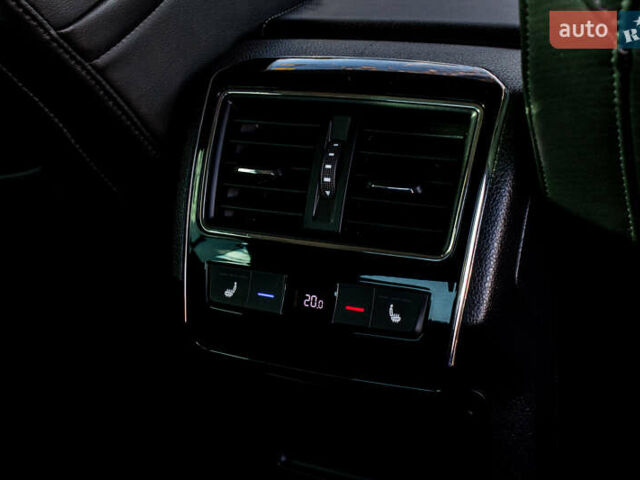 Сірий Шкода Суперб, об'ємом двигуна 1.97 л та пробігом 163 тис. км за 27300 $, фото 30 на Automoto.ua