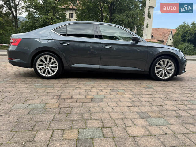 Серый Шкода Суперб, объемом двигателя 2 л и пробегом 215 тыс. км за 25400 $, фото 17 на Automoto.ua