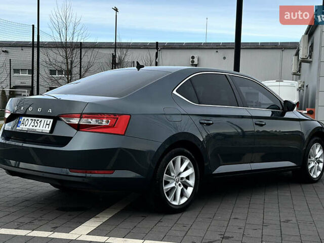 Серый Шкода Суперб, объемом двигателя 2 л и пробегом 218 тыс. км за 19999 $, фото 20 на Automoto.ua