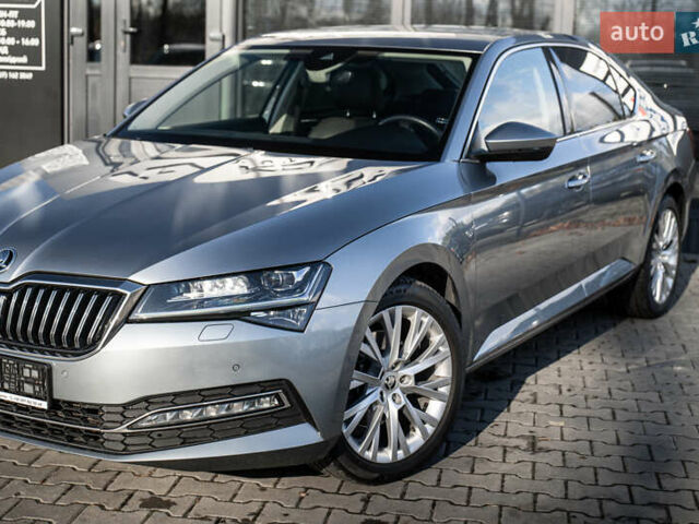 Серый Шкода Суперб, объемом двигателя 1.97 л и пробегом 164 тыс. км за 27700 $, фото 2 на Automoto.ua