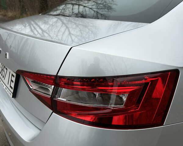 Сірий Шкода Суперб, об'ємом двигуна 1.97 л та пробігом 178 тис. км за 28800 $, фото 66 на Automoto.ua