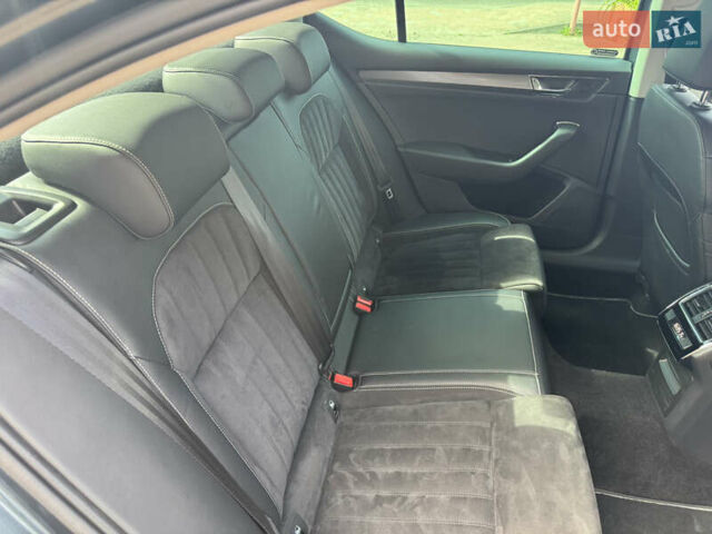 Серый Шкода Суперб, объемом двигателя 1.97 л и пробегом 215 тыс. км за 25699 $, фото 71 на Automoto.ua