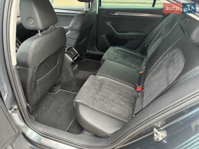 Серый Шкода Суперб, объемом двигателя 2 л и пробегом 215 тыс. км за 25400 $, фото 39 на Automoto.ua