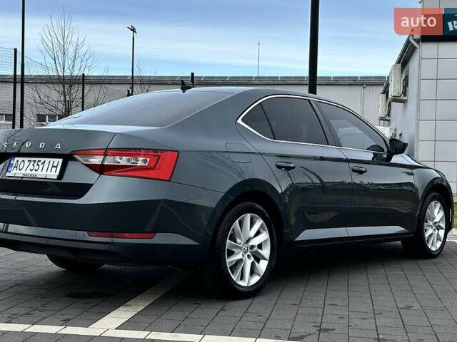 Серый Шкода Суперб, объемом двигателя 2 л и пробегом 218 тыс. км за 19999 $, фото 21 на Automoto.ua