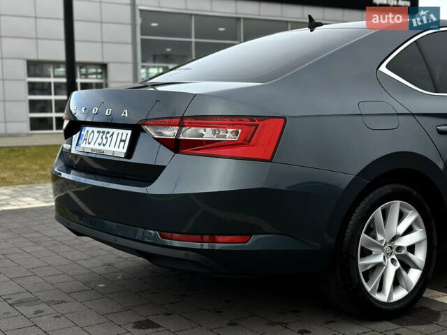 Серый Шкода Суперб, объемом двигателя 2 л и пробегом 218 тыс. км за 19999 $, фото 28 на Automoto.ua