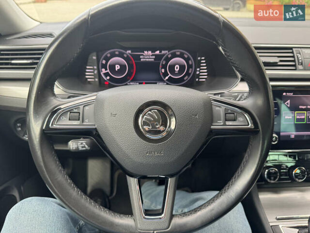 Серый Шкода Суперб, объемом двигателя 1.97 л и пробегом 215 тыс. км за 25699 $, фото 56 на Automoto.ua