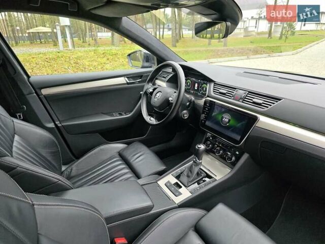 Сірий Шкода Суперб, об'ємом двигуна 1.97 л та пробігом 171 тис. км за 32500 $, фото 59 на Automoto.ua