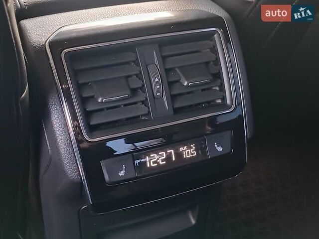 Серый Шкода Суперб, объемом двигателя 2 л и пробегом 139 тыс. км за 29990 $, фото 13 на Automoto.ua