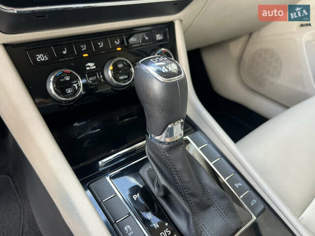 Серый Шкода Суперб, объемом двигателя 1.97 л и пробегом 202 тыс. км за 26999 $, фото 50 на Automoto.ua