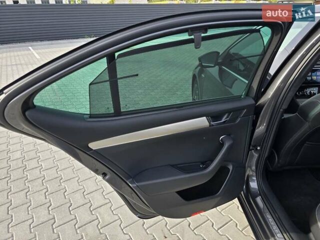 Шкода Суперб 2021 у Ковель на Automoto.ua Сірий Шкода Суперб, об'ємом двигуна 1.97 л та пробігом 171 тис. км за 31900 $, фото 40 на Automoto.ua