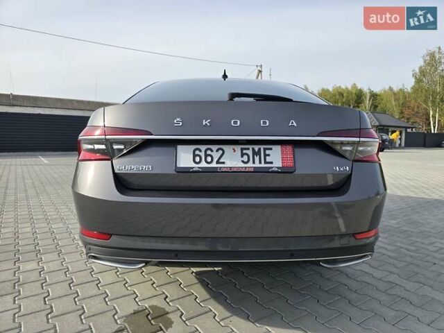 Шкода Суперб 2021 у Ковель на Automoto.ua Сірий Шкода Суперб, об'ємом двигуна 1.97 л та пробігом 171 тис. км за 31900 $, фото 12 на Automoto.ua