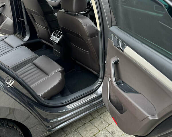 Серый Шкода Суперб, объемом двигателя 1.97 л и пробегом 84 тыс. км за 34700 $, фото 27 на Automoto.ua