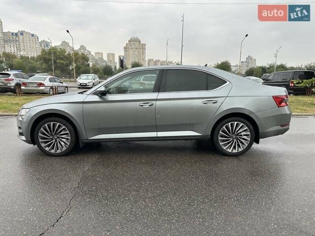 Серый Шкода Суперб, объемом двигателя 1.98 л и пробегом 55 тыс. км за 30900 $, фото 7 на Automoto.ua