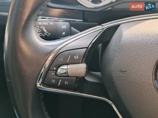 Серый Шкода Суперб, объемом двигателя 2 л и пробегом 139 тыс. км за 29990 $, фото 29 на Automoto.ua