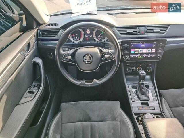 Серый Шкода Суперб, объемом двигателя 2 л и пробегом 139 тыс. км за 29990 $, фото 15 на Automoto.ua