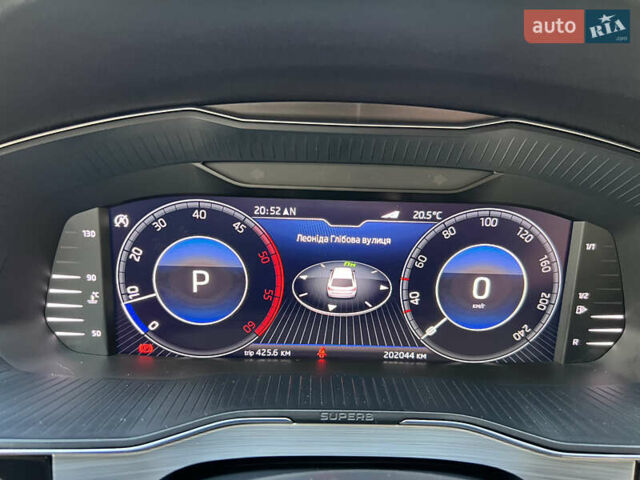 Серый Шкода Суперб, объемом двигателя 1.97 л и пробегом 202 тыс. км за 26999 $, фото 56 на Automoto.ua