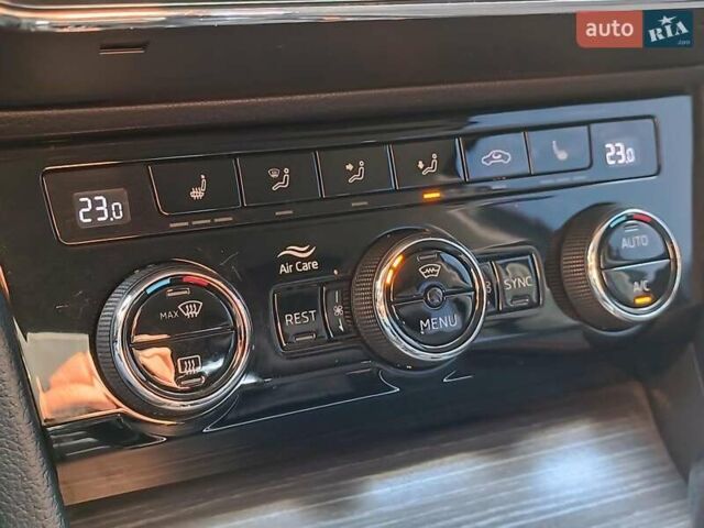 Серый Шкода Суперб, объемом двигателя 2 л и пробегом 139 тыс. км за 29990 $, фото 32 на Automoto.ua