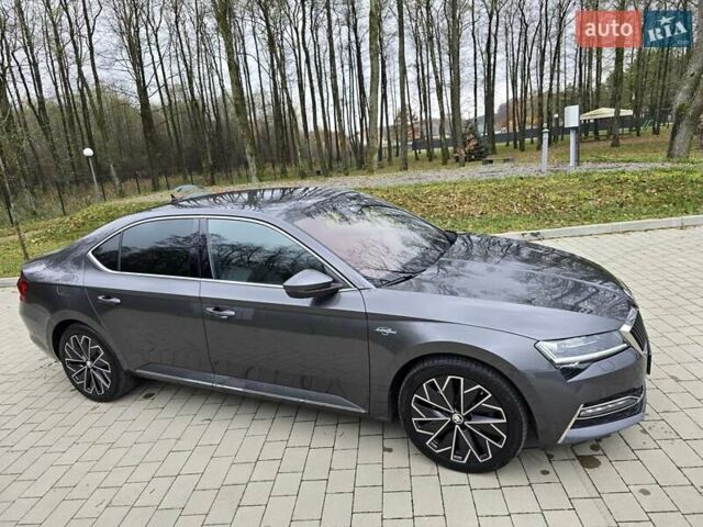Сірий Шкода Суперб, об'ємом двигуна 1.97 л та пробігом 172 тис. км за 31300 $, фото 23 на Automoto.ua