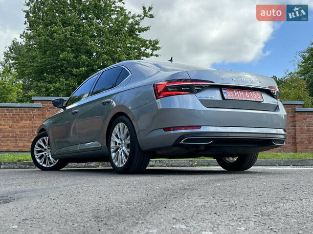 Серый Шкода Суперб, объемом двигателя 1.97 л и пробегом 202 тыс. км за 26999 $, фото 22 на Automoto.ua