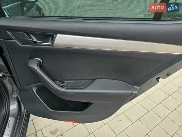 Сірий Шкода Суперб, об'ємом двигуна 1.97 л та пробігом 172 тис. км за 31300 $, фото 54 на Automoto.ua