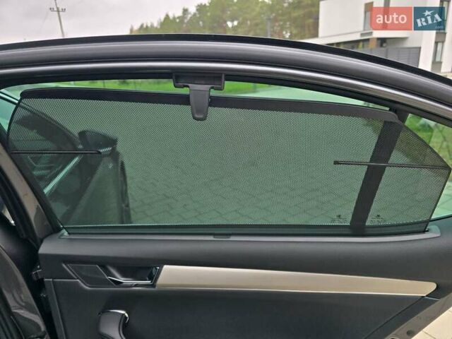 Сірий Шкода Суперб, об'ємом двигуна 1.97 л та пробігом 171 тис. км за 32500 $, фото 49 на Automoto.ua