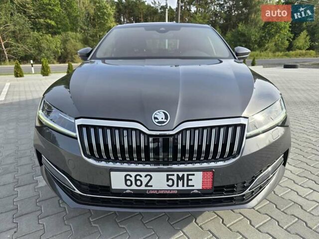 Шкода Суперб 2021 у Ковель на Automoto.ua Сірий Шкода Суперб, об'ємом двигуна 1.97 л та пробігом 171 тис. км за 31900 $, фото 26 на Automoto.ua