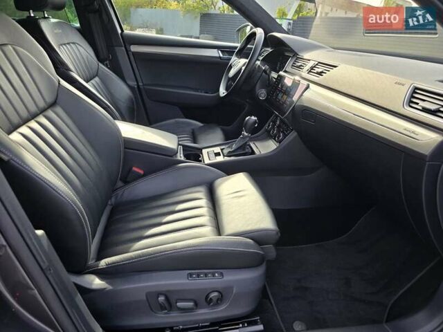 Шкода Суперб 2021 у Ковель на Automoto.ua Сірий Шкода Суперб, об'ємом двигуна 1.97 л та пробігом 171 тис. км за 31900 $, фото 57 на Automoto.ua