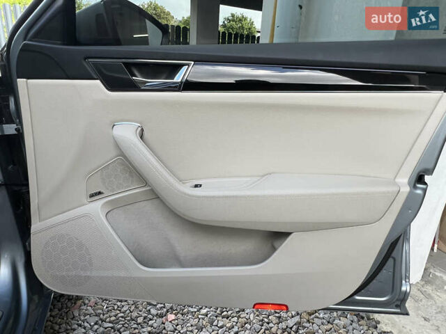 Серый Шкода Суперб, объемом двигателя 1.97 л и пробегом 202 тыс. км за 26999 $, фото 69 на Automoto.ua