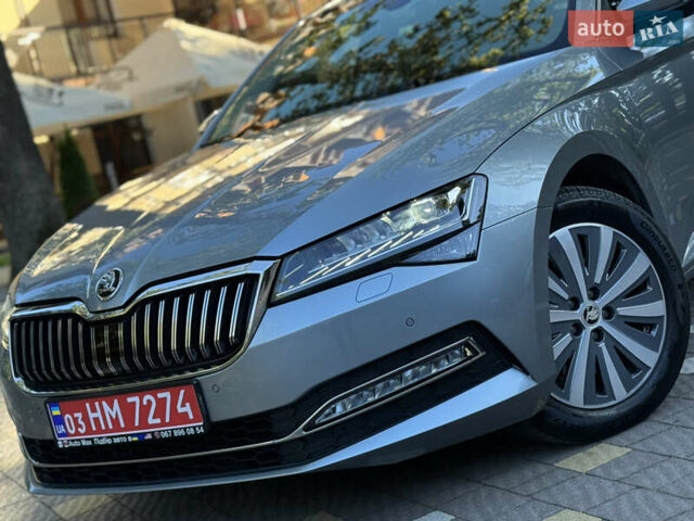 Сірий Шкода Суперб, об'ємом двигуна 2 л та пробігом 198 тис. км за 27999 $, фото 18 на Automoto.ua