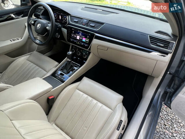 Серый Шкода Суперб, объемом двигателя 1.97 л и пробегом 202 тыс. км за 26999 $, фото 71 на Automoto.ua