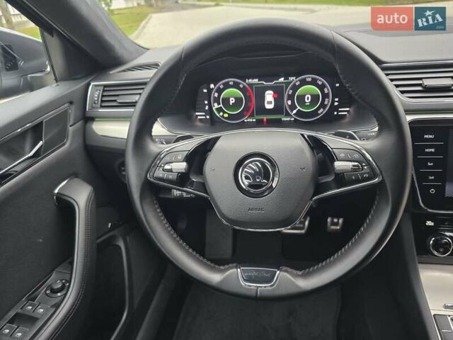 Сірий Шкода Суперб, об'ємом двигуна 1.97 л та пробігом 172 тис. км за 31300 $, фото 68 на Automoto.ua