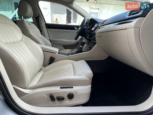 Серый Шкода Суперб, объемом двигателя 1.97 л и пробегом 202 тыс. км за 26999 $, фото 70 на Automoto.ua