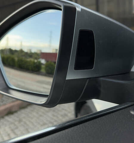 Серый Шкода Суперб, объемом двигателя 2 л и пробегом 208 тыс. км за 28900 $, фото 47 на Automoto.ua